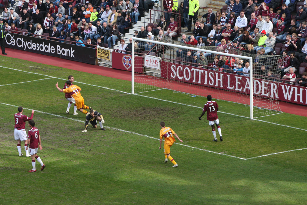 Hearts%200%20Motherwell%202%2024th%20April%202010%20329