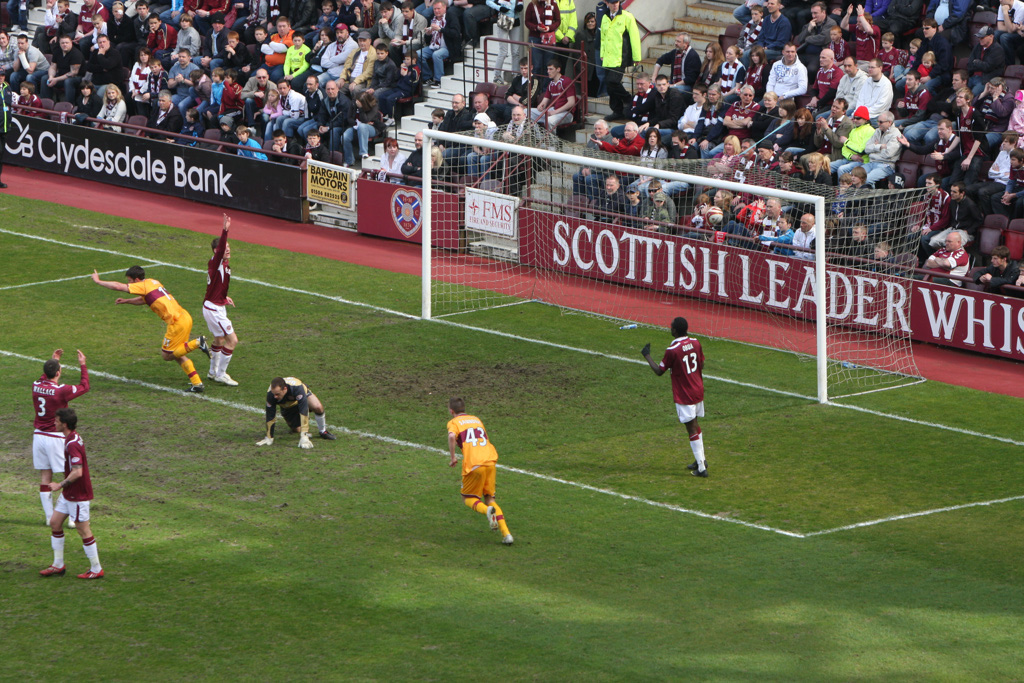Hearts%200%20Motherwell%202%2024th%20April%202010%20331