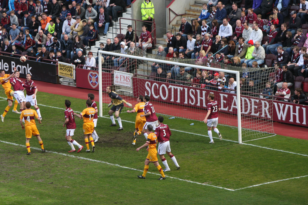 Hearts%200%20Motherwell%202%2024th%20April%202010%20257