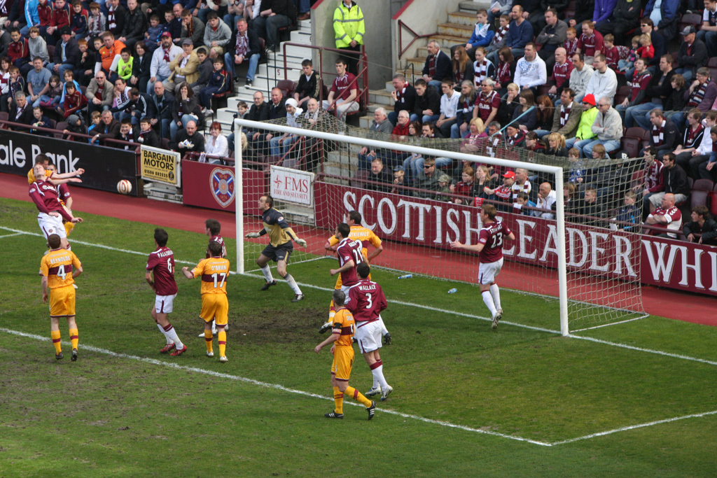 Hearts%200%20Motherwell%202%2024th%20April%202010%20258