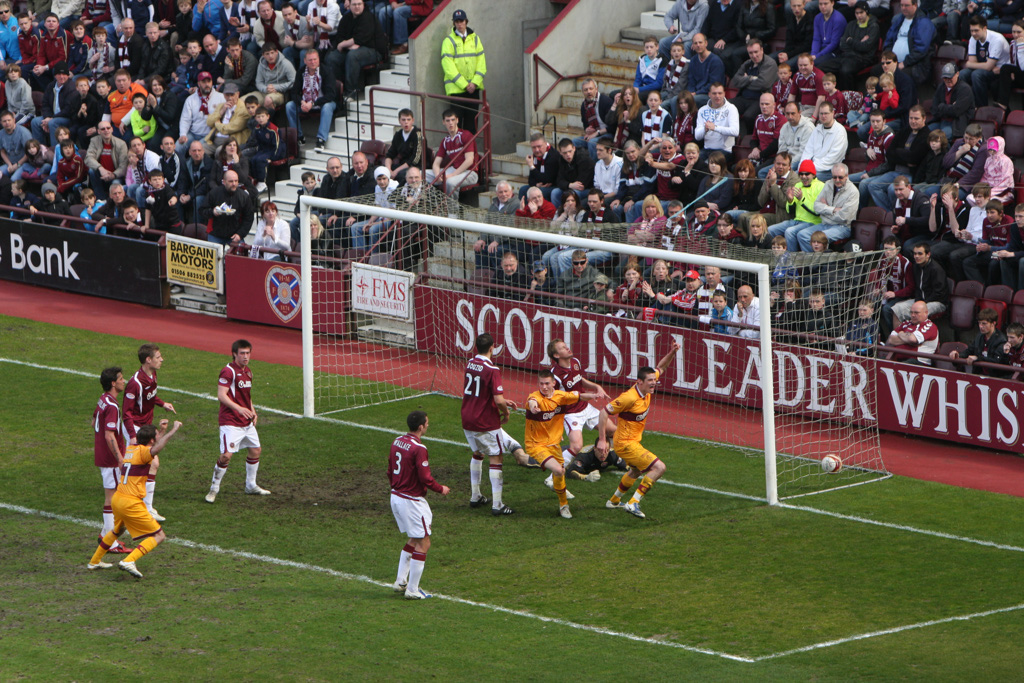 Hearts%200%20Motherwell%202%2024th%20April%202010%20276