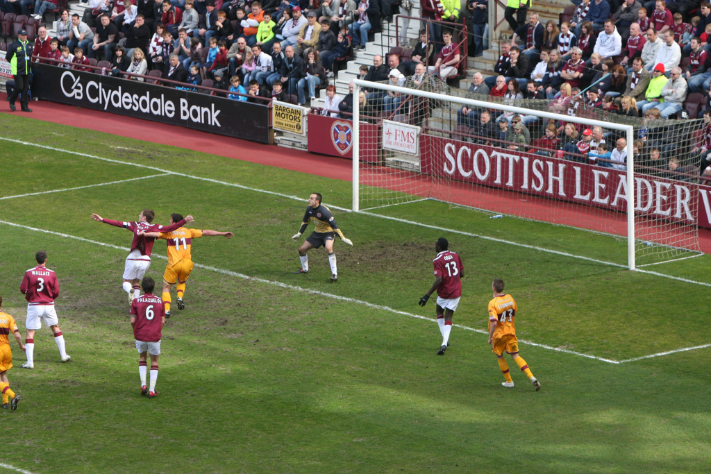 Hearts%200%20Motherwell%202%2024th%20April%202010%20321