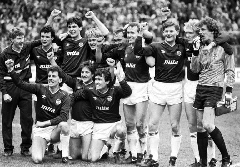 Hearts celebrate Dundee United Hearts SCup 1986