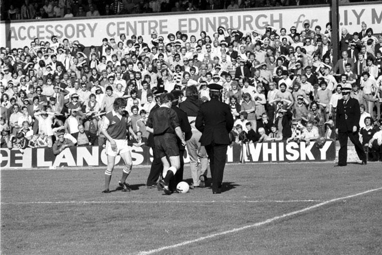 Hearts v Hibs 1978 referee attacked