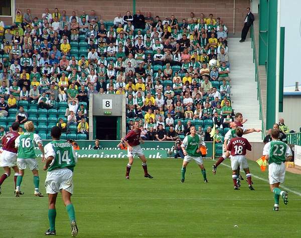 Sun 17 Aug 2003  Hibernian 1  Hearts 0 