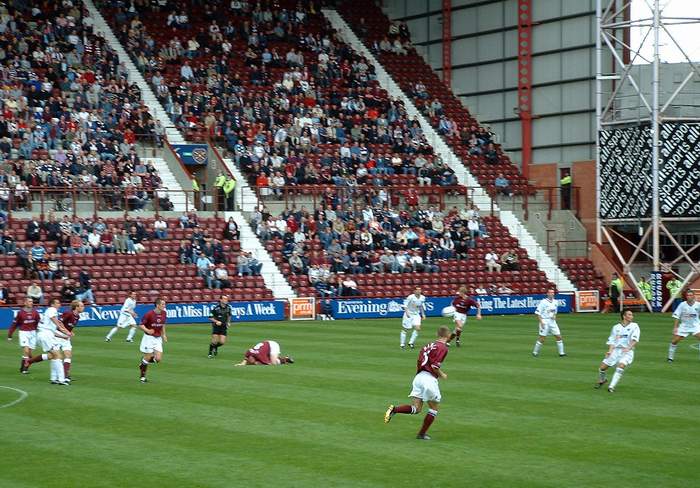 Sun 31 Aug 2003  Hearts 1  Dunfermline Athletic 0 