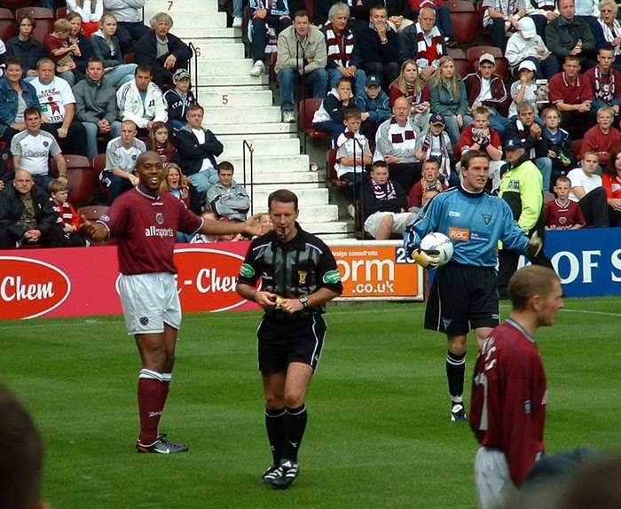 Sun 31 Aug 2003  Hearts 1  Dunfermline Athletic 0 