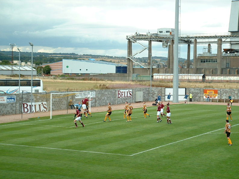 Sun 07 Sep 2003  East Fife 1  Hearts 2 