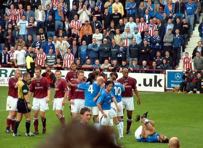 Sun 21 Sep 2003  Hearts 0  Rangers 4 