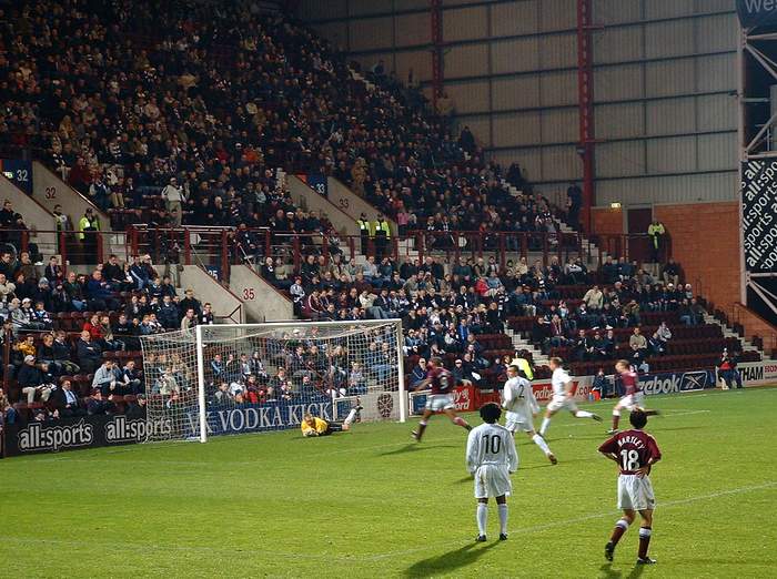 Wed 29 Oct 2003  Hearts 2  Falkirk 1 