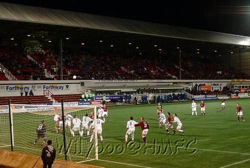 Sat 06 Dec 2003  Dunfermline Athletic 2  Hearts 1 