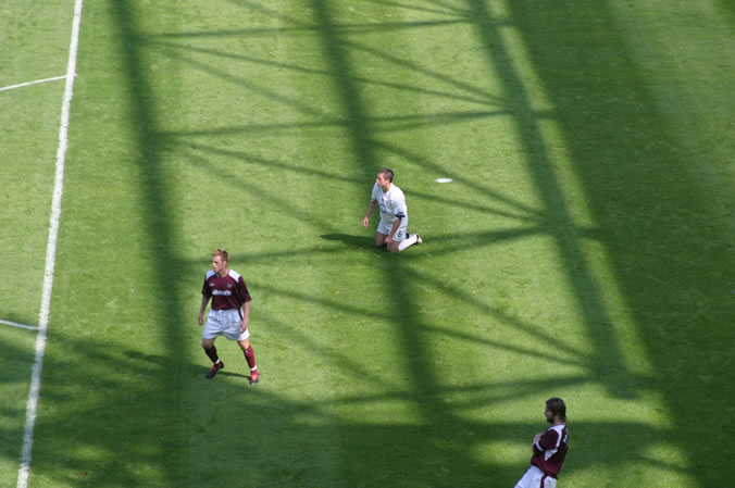 Sat 14 Aug 2004  Hearts 0  Aberdeen 0 