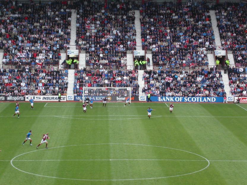 Sun 12 Sep 2004  Hearts 0  Rangers 0 