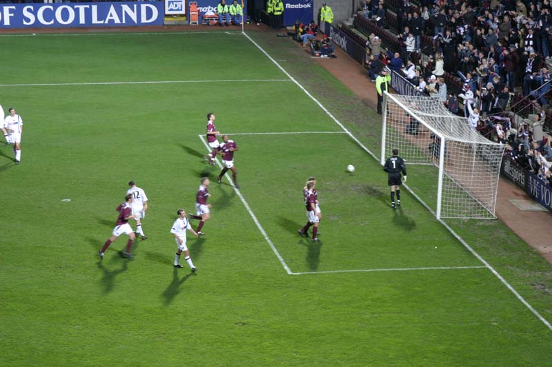 Sat 04 Dec 2004  Hearts 3  Dunfermline Athletic 0 