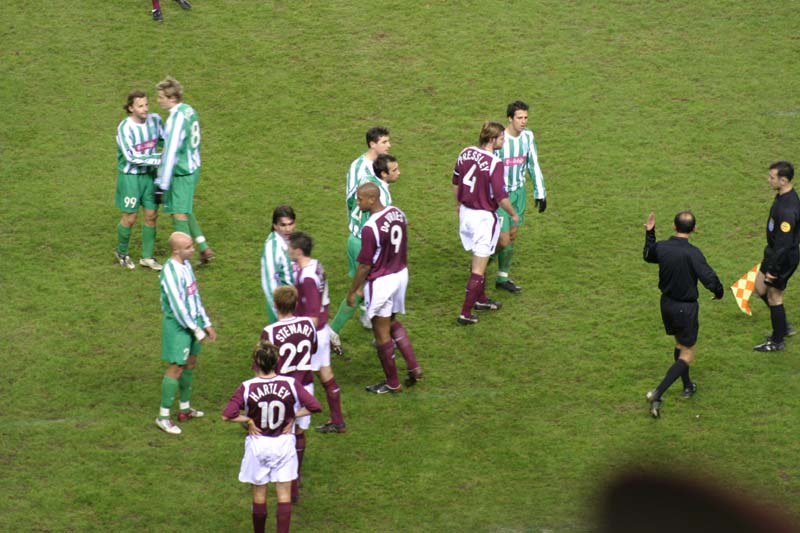 Thu 16 Dec 2004  Hearts 0  Ferencvaros 1 