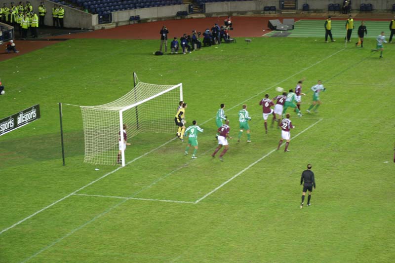 Thu 16 Dec 2004  Hearts 0  Ferencvaros 1 