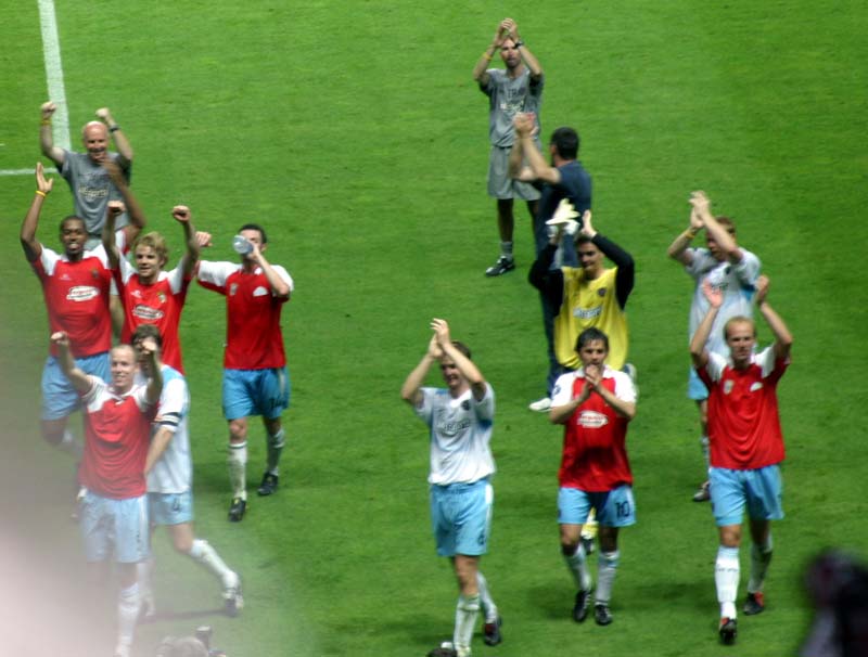 Thu 30 Sep 2004  Braga 2  Hearts 2 