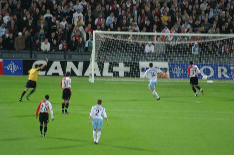 Thu 21 Oct 2004  Feyenoord 3  Hearts 0 